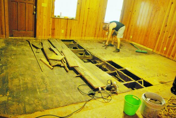 Subfloor Demolition in Santa Barbara
